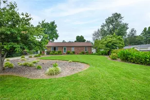 5004 Renville Dr, Greensboro, NC 27406 - Photo 1