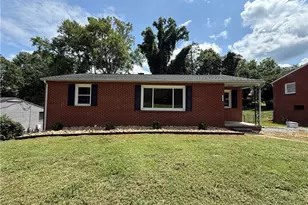 1656 Ardsley St, Winston-Salem, NC 27103 - Photo 1