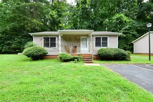 2002 Hummingbird Ct, High Point, NC 27265 - Photo 1