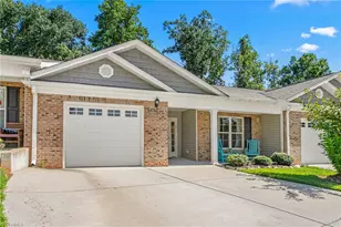 828 Houston Ct, Haw River, NC 27258 - Photo 1