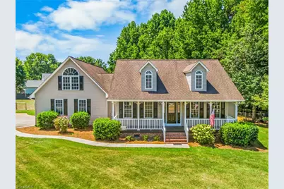 1184 Kingsway Drive, Salisbury, NC 28146 - Photo 1