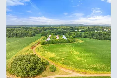 000 Mayflower Drive, Yadkinville, NC 27055 - Photo 1