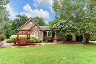 4721 Sherborne Dr, Pfafftown, NC 27040 - Photo 1