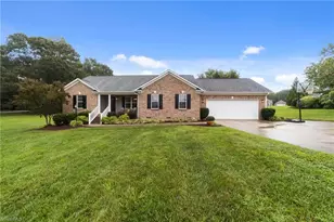 191 E Plantation Cir, Reidsville, NC 27320 - Photo 1