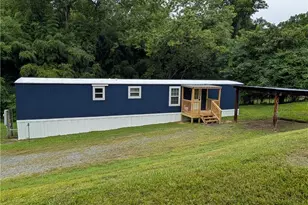 625 Riverview St, Eden, NC 27288 - Photo 1