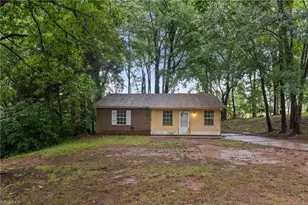 2835 Laguna Ave, Winston-Salem, NC 27103 - Photo 1