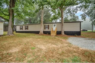 152 Sherwood Drive, Lexington, NC 27292 - Photo 1