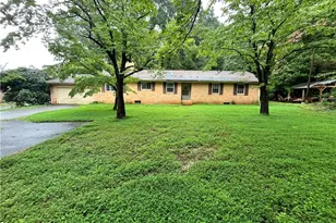 1235 Fairview Dr, Lexington, NC 27292 - Photo 1