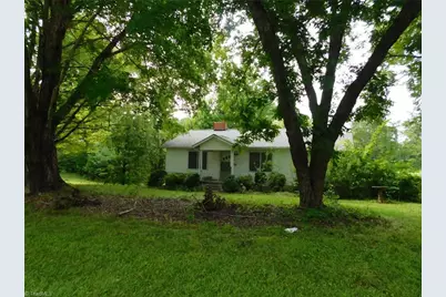 2389 Greensboro Street Extension, Lexington, NC 27295 - Photo 1