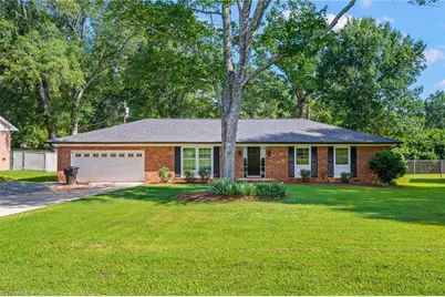 2149 Woodland Avenue, Burlington, NC 27215 - Photo 1