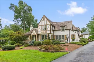 427 Woodbrook Dr, High Point, NC 27262 - Photo 1