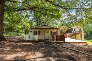 108 Shamu Dr, Reidsville, NC 27320 - Photo 1