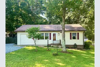 672 Wafford Circle, Lexington, NC 27292 - Photo 1