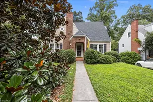 1218 S Hawthorne Rd, Winston-Salem, NC 27103 - Photo 1