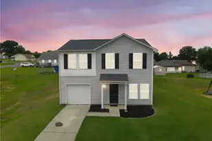 130 Balsam Dr, Burlington, NC 27217 - Photo 1