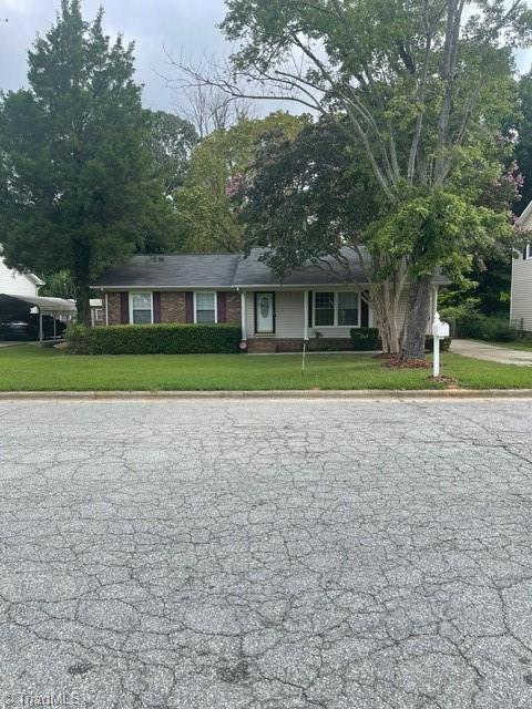 1905 Boulding Ave, High Point, NC 27265 - MLS 1191641 - Coldwell Banker