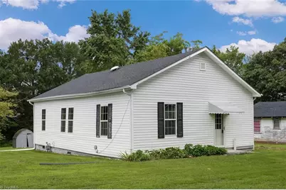 617 Delaware Avenue, Burlington, NC 27217 - Photo 1