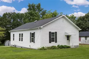 617 Delaware Ave, Burlington, NC 27217 - Photo 1