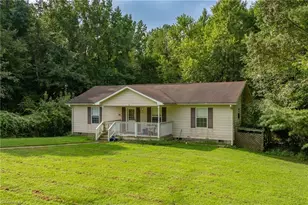 572 Alvis Ln, Wallburg, NC 27107 - Photo 1