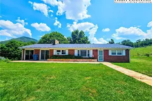 309 Gentry St, Jefferson, NC 28640 - Photo 1