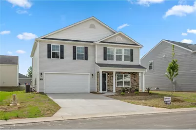 304 Aspen Place Court, Thomasville, NC 27360 - Photo 1