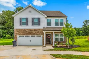 1721 Eagle Vw Dr, Kernersville, NC 27284 - Photo 1