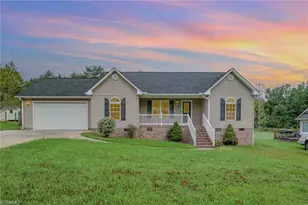 141 Saige Ct, Burlington, NC 27217 - Photo 1