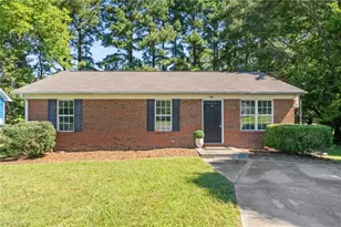 1116 Raleigh Ct, High Point, NC 27262 - Photo 1