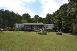 160 Yount Rd, Eden, NC 27288 - Photo 1