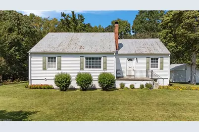 824 W Lexington Avenue, High Point, NC 27262 - Photo 1