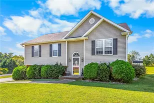 1170 Sterling Pointe Dr, King, NC 27021 - Photo 1