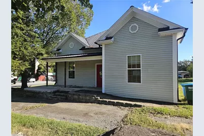 491 Peacock Avenue, Denton, NC 27239 - Photo 1