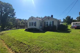 2830 Frank St, Winston-Salem, NC 27107 - Photo 1