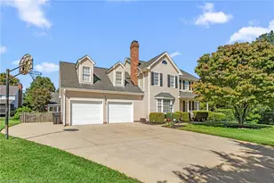 3202 Overlook Ct, Burlington, NC 27215 - Photo 1