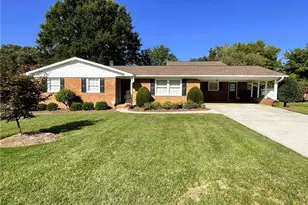 616 Duke St, Thomasville, NC 27360 - Photo 1