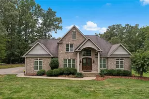 2525 Mableton Dr, Burlington, NC 27217 - Photo 1