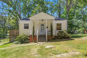 2811 Robin Hood Dr, Greensboro, NC 27403 - Photo 1