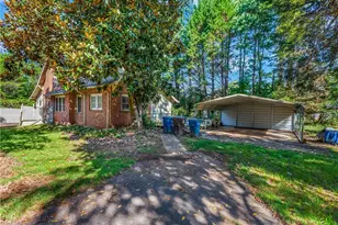 404 N State St, Yadkinville, NC 27055 - Photo 1