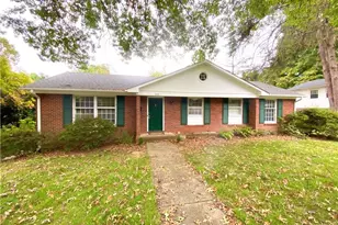 2173 New Castle Dr, Winston-Salem, NC 27103 - Photo 1