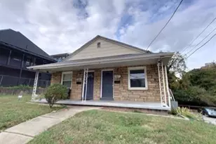 643 W 1st St, Winston-Salem, NC 27101 - Photo 1