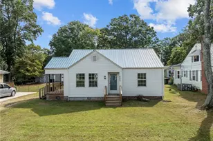 609 Peeler St, Lexington, NC 27292 - Photo 1