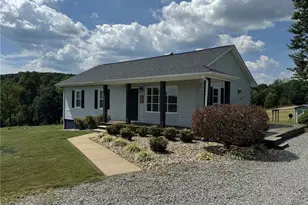 329 Tucker Dr, Elkin, NC 28621 - Photo 1