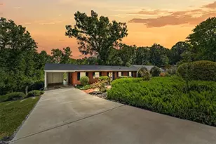 842 Parkview St, Asheboro, NC 27203 - Photo 1