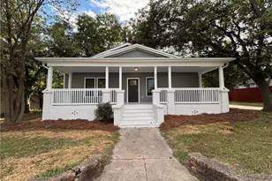 802 Montgomery St, Reidsville, NC 27320 - Photo 1