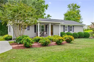 2708 Cambridge Rd, Burlington, NC 27215 - Photo 1