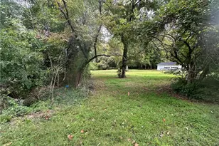 144 Hewes St, Winston-Salem, NC 27103 - Photo 1