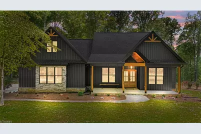 151 Lake Drive 6, Lexington, NC 27292 - Photo 1