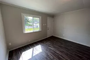 1215 Gatewood Ave, Greensboro, NC 27405 - Photo 1