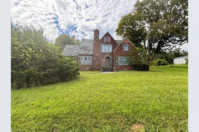 1523 Maple Avenue, Burlington, NC 27215 - Photo 1