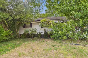 2212 Coliseum Blvd, Greensboro, NC 27403 - Photo 1